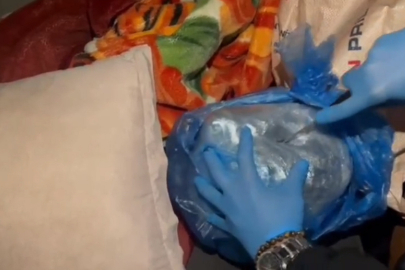 Tırın yatak kısmından 5 kilo uyuşturucu çıktı