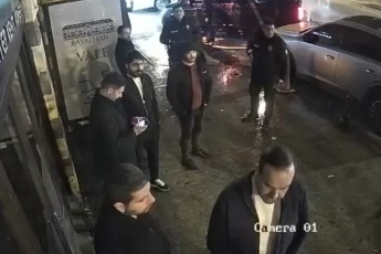 Lüks restorana saldırı anı kameraya yansıdı