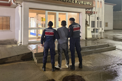 32 düzensiz göçmen yakalandı, 1 organizatör tutuklandı