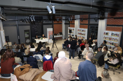 Seray Şahiner, son romanını doğduğu şehir Bursa’da anlattı