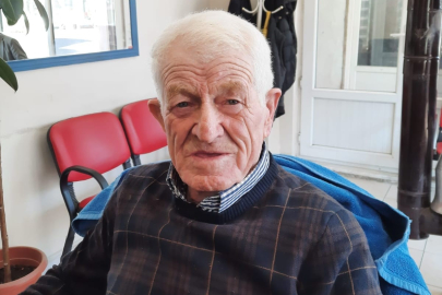 Üç yıl önce kaybolan babalarından gelecek umutlu haberi bekliyorlar