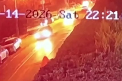 Bursa otomobil ile motosiklet kafa kafaya çarpıştı: 2 yaralı