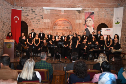 Osmangazi’de 14 Şubat ezgileri yükseldi