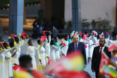 Cumhurbaşkanı Erdoğan’a Etiyopyalı çocuklardan coşkulu karşılama