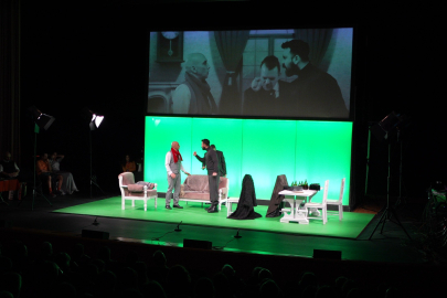 'ADİLLER' seyircisiyle buluştu