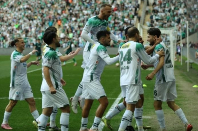 Timsah deplasmanda  kaderini çizecek!