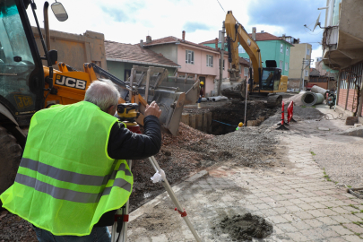 Mustafakemalpaşa'nın altyapısı Büyükşehir'le yenileniyor