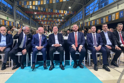 Bursa'da AK Parti Teşkilatı vefa iftarında buluştu