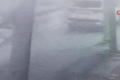 Bursa'da iki motosiklet böyle çarpıştı… 1'i hamile 2 yaralı