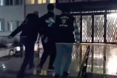 Bursa’da kuyumcuya silahlı yağma girişimi...