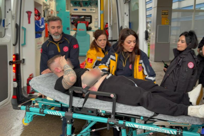 Samsun’da bıçaklı kavga: 2 yaralı