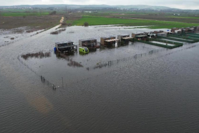 Ulubat Gölü taştı, felaket havadan görüntülendi