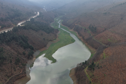 Uludağ'da kar, merkezde yağmur barajları doldurdu