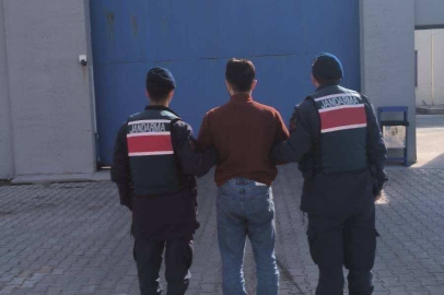 Farklı suçlardan 21 yıl hapis cezasıyla aranan şahıs yakalandı