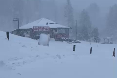 Uludağ’da kar 163 santimetreye ulaştı