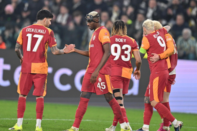 Victor Osimhen, Galatasaray tarihine geçti