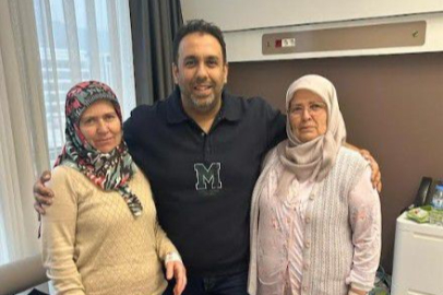 İki kız kardeş kanseri aynı gün yendi