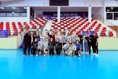 Bursa Büyükşehir Belediyespor zirvede