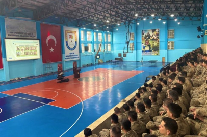 Bursa’da Jandarmadan öğrencilere narkotik eğitimi