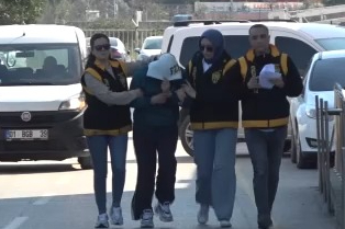 Karı-koca tartışmasında kadın kocasını bıçakladı