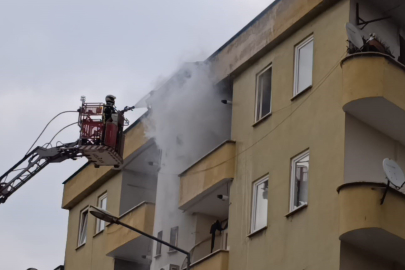 Bursa'da yemek yapılırken çıkan yangın paniğe neden oldu