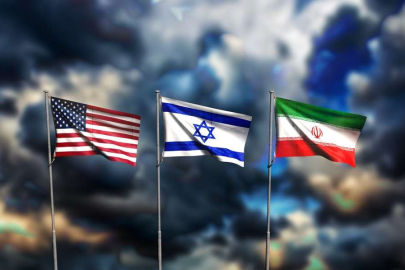 İran: "Yeni nesil füzelerle Körfez ülkelerindeki Amerikan üslerini hedef aldık"