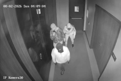 Saruhanlı’daki fabrika soygunu güvenlik kameralarına yansıdı