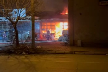 Mobilya atölyesi alevlere teslim oldu