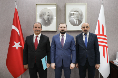 Sağlık-Sen Genel Başkanı Doğan'dan YÖK'e ziyaret