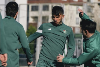 Timsah bayramı tam  yapmak istiyor!