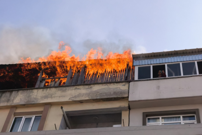 Bursa'da apartman terasında yangın paniği