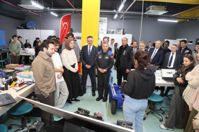 Alper Gezeravcı’dan BTÜ öğrencilerinin TEKNOFEST projelerine tam not