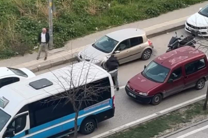 Bursa'da otomobil sürücüsünden motosikletliye copla saldırı