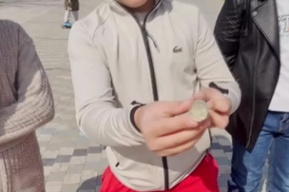 İznik Gölü kıyısında oynayan çocuklar top mermisi buldu