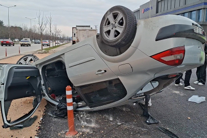 Bursa'da otomobil takla attı: Şans eseri yaralanan olmadı