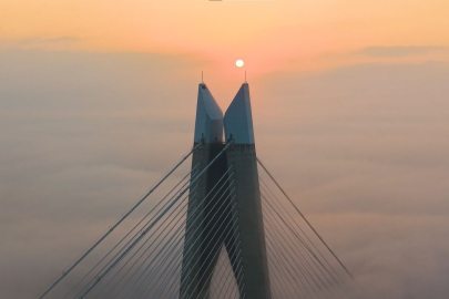 İstanbul'da sabahın ilk ışıklarıyla mest eden görüntü