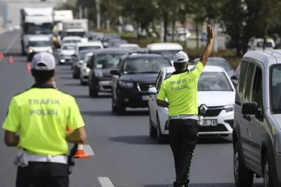 Bakanlık trafik kısıtlaması olacak yolları açıkladı