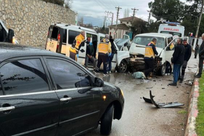 Bursa'da feci kaza: 7 yaralı