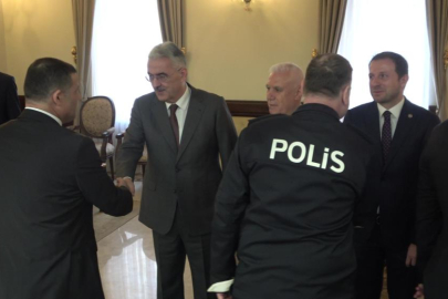 Bursa protokolü bayramlaşmak için bir araya geldi