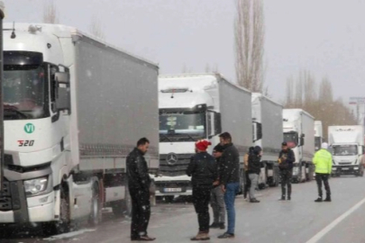 İçişleri Bakanlığı uyardı: Bayramda ağır tonajlı araçlara kısıtlama