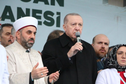 Erdoğan’dan muhalefete: “Füzeler uçuşuyor, umurlarında değil”