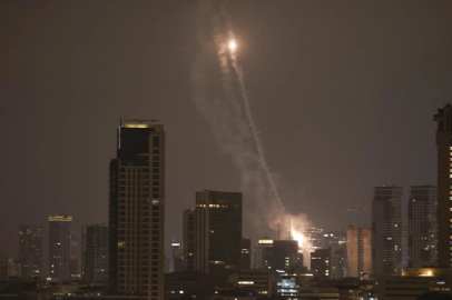 İran’dan İsrail’e füze yağmuru