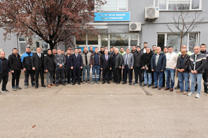 Başkan Bozbey, BUSKİ personeliyle bayramlaştı