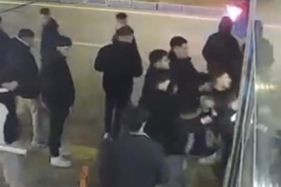 Bursa'da aniden yumruk attı, ortalık meydan muharebesini aratmadı