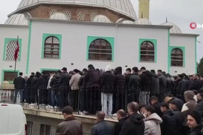 Bursa'daki feci kazada hayatını kaybeden genç son yolculuğuna uğurlandı