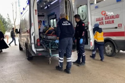 Bursa'da kamyonet ile hafif ticari araç çarpıştı: 4 yaralı