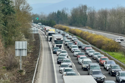 Otoyolda bayram yoğunluğu artarak devam ediyor