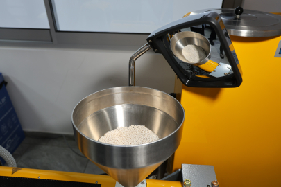 Mısır nişastasından "Yeşil plastik": 180 günde doğaya karışıyor