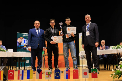 Bursa Erkek Lisesi Türkiye'nin gururu oldu