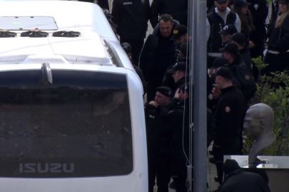 Ünlüler saç ve kan örnekleri alınmak üzere Adli Tıp Kurumu'na getirildi